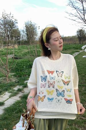 Apricot Yellow Butterfly Print Short Sleeve T-Shirt for Women - Vintage Style Summer Loose Round Neck Top