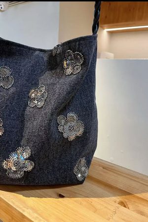 Artistic Black Dry Rose Jacquard Single-Shoulder Handbag - Chinese Style National Wind Sequin Tote Bag