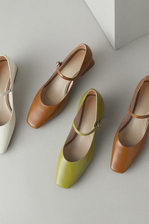 Artistic Genuine Leather Mary Jane Shoes for Women - Square Toe, Medium Heeled, French Style, Perfect for Commuting