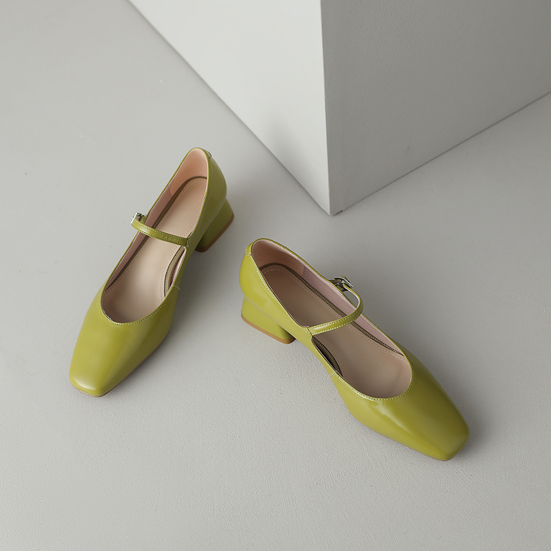 Artistic Genuine Leather Mary Jane Shoes for Women - Square Toe, Medium Heeled, French Style, Perfect for Commuting Artistic Genuine Leather Mary Jane Shoes for Women - Square Toe, Medium Heeled, French Style, Perfect for Commuting