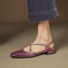 Artistic Retro Chinese-Style Cross Strap Slimming Genuine Leather Flats Sandals for Women - 90s Inspired Design