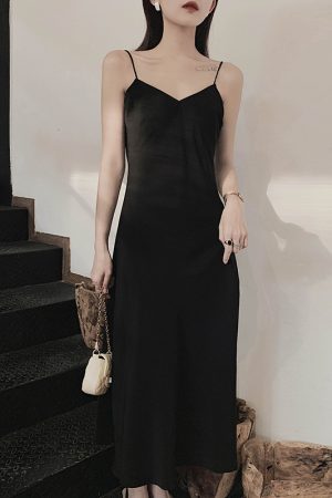 Asymmetrical Fishtail Spaghetti Strap Dress, Wrinkle-Resistant Chiffon, V-Neck, Mid-Length A-Line Dress for Spring and Summer