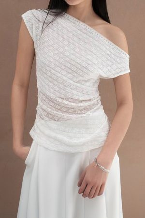 Asymmetrical Off-Shoulder T-Shirt for Women with Textured Floral Design - Summer White Top, 90s-Inspired, Y2K Fashion