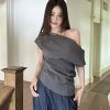 Asymmetrical One-Shoulder T-Shirt for Women, Minimalist Ruched Slim Fit Top, 2025 Summer Fashion, Trendy Off-Shoulder Style