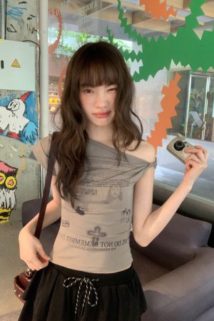 Asymmetrical Shoulder Digital Print T-Shirt for Women - Summer 2025 Slim Fit Elegant Top, Trendy 90s Style