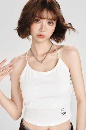 Backless American Retro Camisole for Women - Summer Style with Built-In Padding, Short Inner Top, Chic and Girly Design