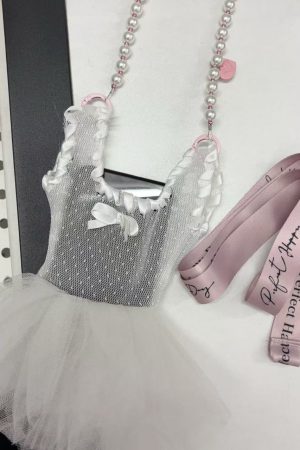 Ballet-Style Heart Phone Bag with Pearl Chain, Mesh Crossbody Tote for Girls - Cute and Chic Accessory