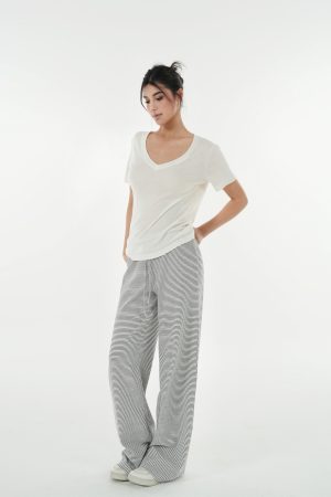 Basic Four-Color Tencel Wool Slightly Loose V-Neck Short Sleeve T-Shirt - Casual 90s Style Top