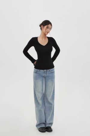 Basic Four-Color V-Neck Stretch Fitted Long Sleeve Top - Versatile Everyday Essential, Perfect for Layering and Casual Outfits