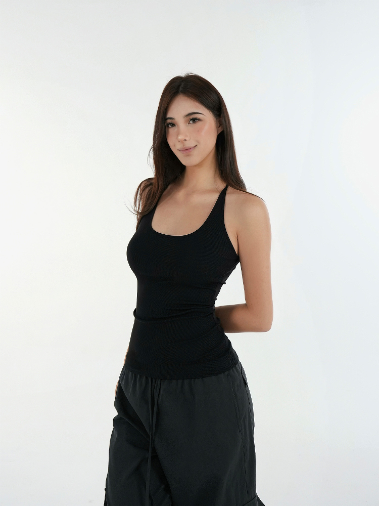 Basic U-Neck Slim Fit Spaghetti Strap Tank Top - Women’s Essential Top, Casual Wear, Layering Piece, Y2K Style Basic U-Neck Slim Fit Spaghetti Strap Tank Top - Women’s Essential Top, Casual Wear, Layering Piece, Y2K Style