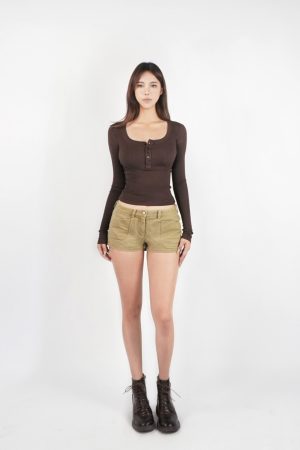 Basic U-Neck Stretch Slim Fit Long Sleeve Henley T-Shirt - Casual Essential for Everyday Wear