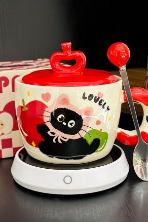 Beautiful Ceramic Apple Mug with Lid and Spoon - Perfect Gift for Girls, Ideal for Birthdays and New Year Celebrations