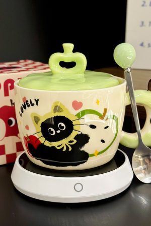 Beautiful Ceramic Apple Mug with Lid and Spoon - Perfect Gift for Girls, Ideal for Birthdays and New Year Celebrations