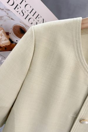 Beige French-Style Lightweight Women's Summer Jacket, Casual High-End Short Top for 2025 Street Style Fashion