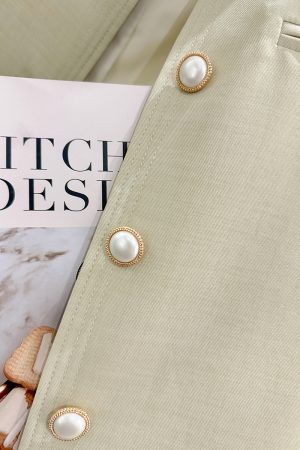 Beige French-Style Lightweight Women's Summer Jacket, Casual High-End Short Top for 2025 Street Style Fashion