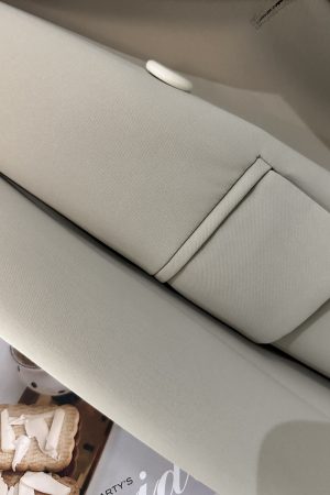 Beige High-End Minimalist Women's Blazer - Draped Fashion Suit Jacket for Stylish Commuting, Spring & Autumn 2025 Collection