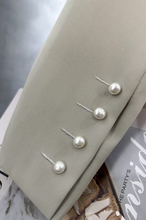 Beige High-End Minimalist Women's Blazer - Draped Fashion Suit Jacket for Stylish Commuting, Spring & Autumn 2025 Collection