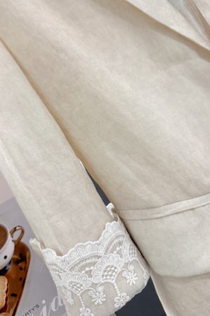 Beige Lace Patchwork Thin Blazer for Women - 2025 Summer Collection, Fashionable Mature Style Suit, Elegant Layering Piece