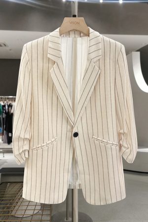 Beige Striped Three-Quarter Sleeve Blazer for Women - 2025 Summer Korean Style Commuter Fashion with High-End Feel