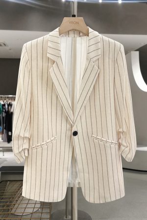 Beige Striped Three-Quarter Sleeve Blazer for Women - 2025 Summer Korean Style Commuter Fashion with High-End Feel