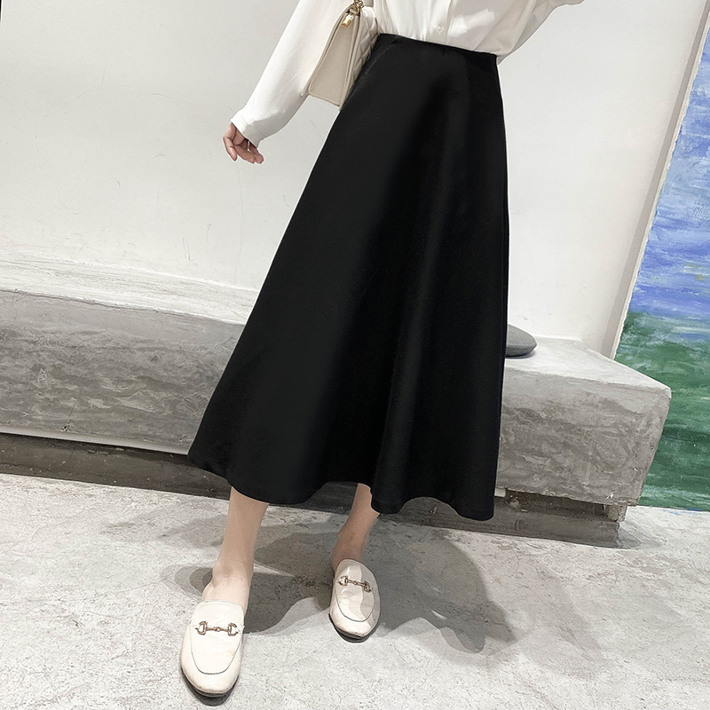 Black A-line Midi Skirt for Women - Slimming Spring/Summer Style with Diagonal Texture, Pockets, and 3D Tailoring Black A-line Midi Skirt for Women - Slimming Spring/Summer Style with Diagonal Texture, Pockets, and 3D Tailoring