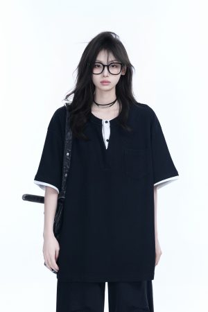 Black and White Color-Block Short Sleeve T-Shirt for Women - Fake Two-Piece Design, Round Neck, Heavy Loose Fit, Summer Style