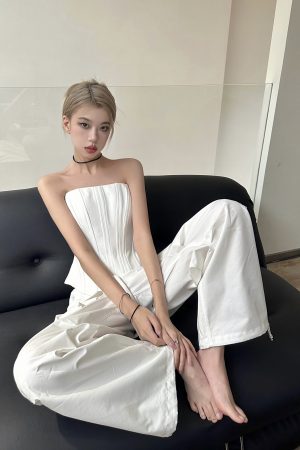 Black and White Fishbone Strapless Top with Waist-Cinching Design and Straight-Leg Parachute Pants for Cool Y2K Workwear Style