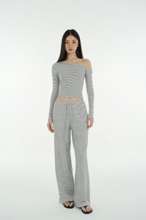 Black and White Striped Off-Shoulder T-Shirt and Straight-Leg Floor-Length Casual Pants Set - Chic Summer Outfit for 90s Style