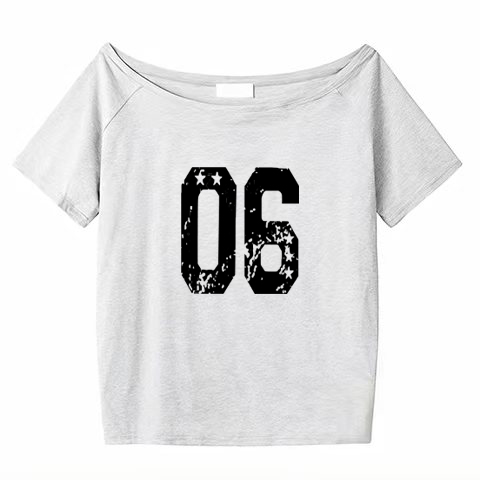 Black Asymmetrical Shoulder Short Sleeve Off-Shoulder T-Shirt with Digital Print – Trendy Women's Casual Summer Top in American Style Black Asymmetrical Shoulder Short Sleeve Off-Shoulder T-Shirt with Digital Print – Trendy Women's Casual Summer Top in American Style