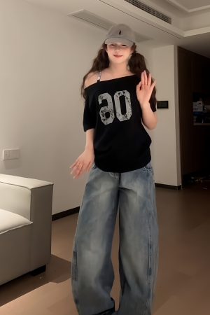 Black Asymmetrical Shoulder Short Sleeve Off-Shoulder T-Shirt with Digital Print – Trendy Women's Casual Summer Top in American Style