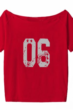 Black Asymmetrical Shoulder Short Sleeve Off-Shoulder T-Shirt with Digital Print – Trendy Women's Casual Summer Top in American Style