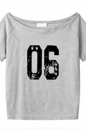 Black Asymmetrical Shoulder Short Sleeve Off-Shoulder T-Shirt with Digital Print – Trendy Women's Casual Summer Top in American Style