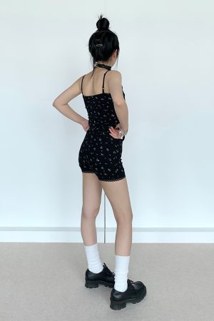 Black Floral Casual Shorts with Lace Details - Elastic Fabric Hot Pants for Home and Summer Wear