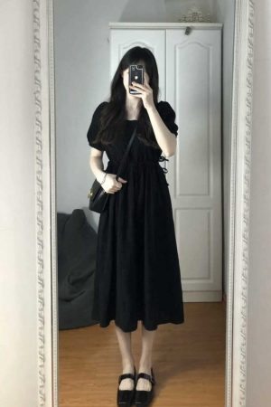 Black Hepburn-Style Square Neck Dress for Women - Summer 2025, Petite, Waist-Cinching, Slimming Long Dress, Timeless Elegance