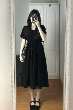 Black Hepburn-Style Square Neck Dress for Women - Summer 2025, Petite, Waist-Cinching, Slimming Long Dress, Timeless Elegance