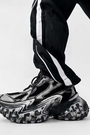 Black Knight Dad Shoes for Men & Women - Trendy Vintage Thick-Soled Height-Increasing Sports Shoes in Paris Street Style