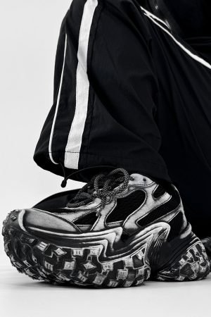 Black Knight Dad Shoes for Men & Women - Trendy Vintage Thick-Soled Height-Increasing Sports Shoes in Paris Street Style