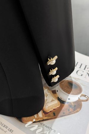 Black Korean Style Slim-Fit Blazer for Women - Chic High-End Professional Small Suit for Spring and Autumn 2025