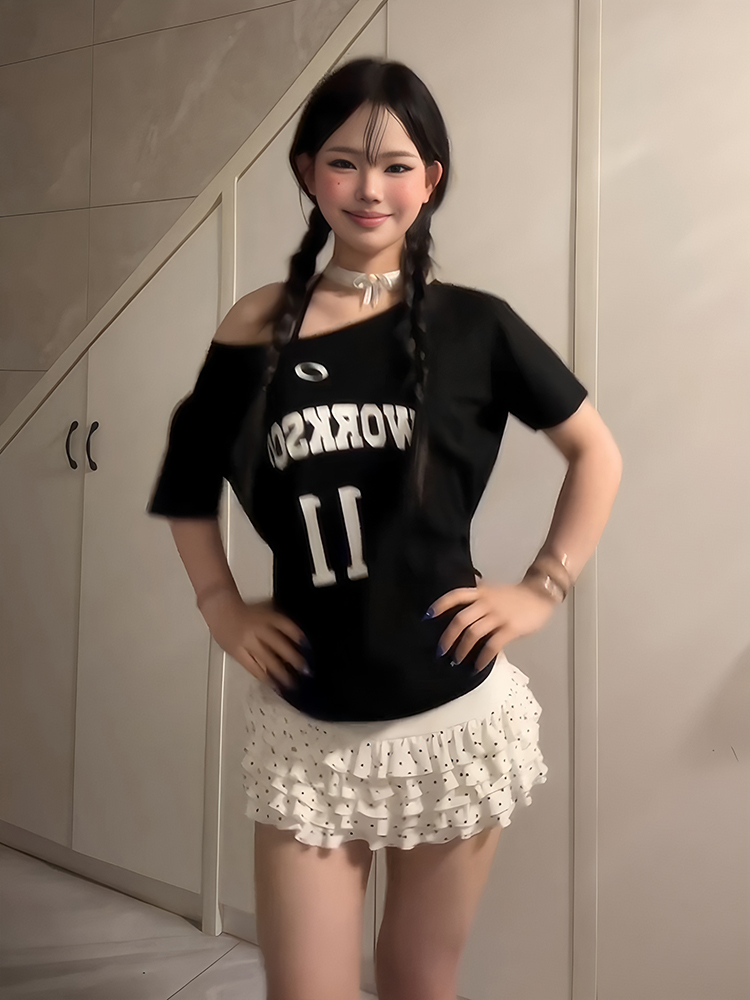 Black Off-Shoulder Short Sleeve Women's T-Shirt - Casual Loose Fit Summer Top with Letter Print - Sexy American Style Fashion Black Off-Shoulder Short Sleeve Women's T-Shirt - Casual Loose Fit Summer Top with Letter Print - Sexy American Style Fashion