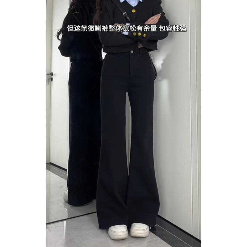 Black Plus Size High-Waisted Flared Jeans for Curvy Figures - Non-Skinny Bell-Bottoms in 2025 Trendy Style Black Plus Size High-Waisted Flared Jeans for Curvy Figures - Non-Skinny Bell-Bottoms in 2025 Trendy Style