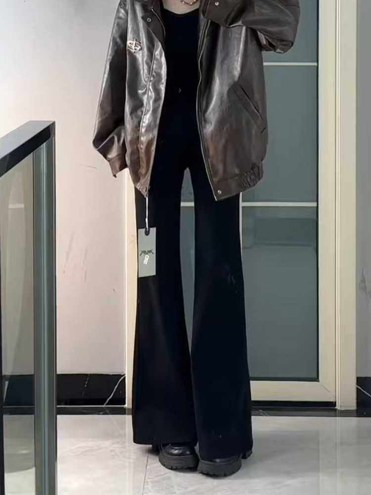 Black Plus Size High-Waisted Flared Jeans for Curvy Figures - Non-Skinny Bell-Bottoms in 2025 Trendy Style Black Plus Size High-Waisted Flared Jeans for Curvy Figures - Non-Skinny Bell-Bottoms in 2025 Trendy Style