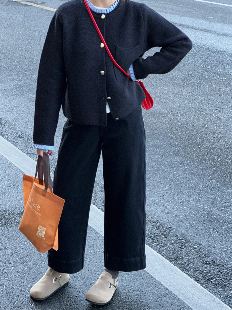 Black Plus-Size Petite Women's Nine-Point Straight-Leg Jeans for Pear-Shaped Figures, Loose-Fitting Design for Thick Thighs and Wide Hips Black Plus-Size Petite Women's Nine-Point Straight-Leg Jeans for Pear-Shaped Figures, Loose-Fitting Design for Thick Thighs and Wide Hips