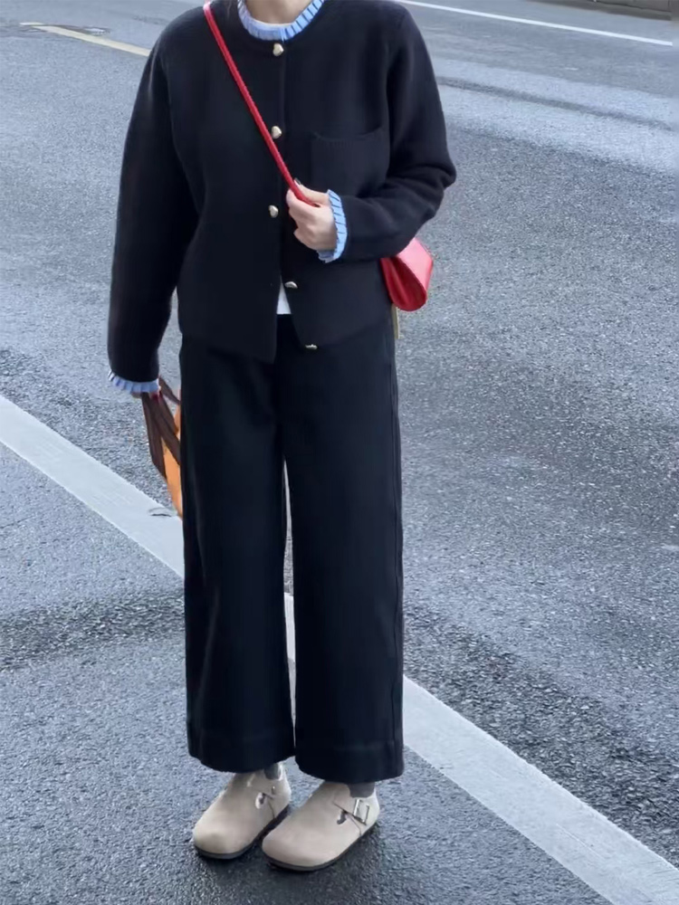 Black Plus-Size Petite Women's Nine-Point Straight-Leg Jeans for Pear-Shaped Figures, Loose-Fitting Design for Thick Thighs and Wide Hips Black Plus-Size Petite Women's Nine-Point Straight-Leg Jeans for Pear-Shaped Figures, Loose-Fitting Design for Thick Thighs and Wide Hips