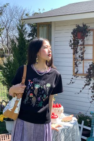 Black Retro Shoulder T-Shirt for Women - Vintage All Things and Songs Summer Loose Fit Short Sleeve Top, 90s Inspired Style