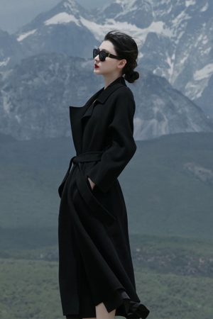 Black Reversible Cashmere Coat for Women - Elegant Mid-Length Bathrobe-Style Outerwear for 2024 Autumn/Winter, Korean Style