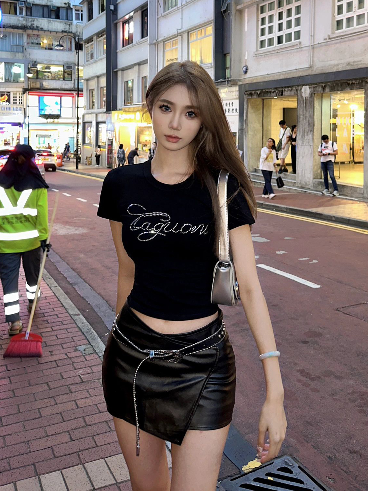 Black Rhinestone Shoulder T-Shirt for Women - Summer Retro Short Sleeve Cropped Top, Elastic Slim Fit, Y2K Style Black Rhinestone Shoulder T-Shirt for Women - Summer Retro Short Sleeve Cropped Top, Elastic Slim Fit, Y2K Style