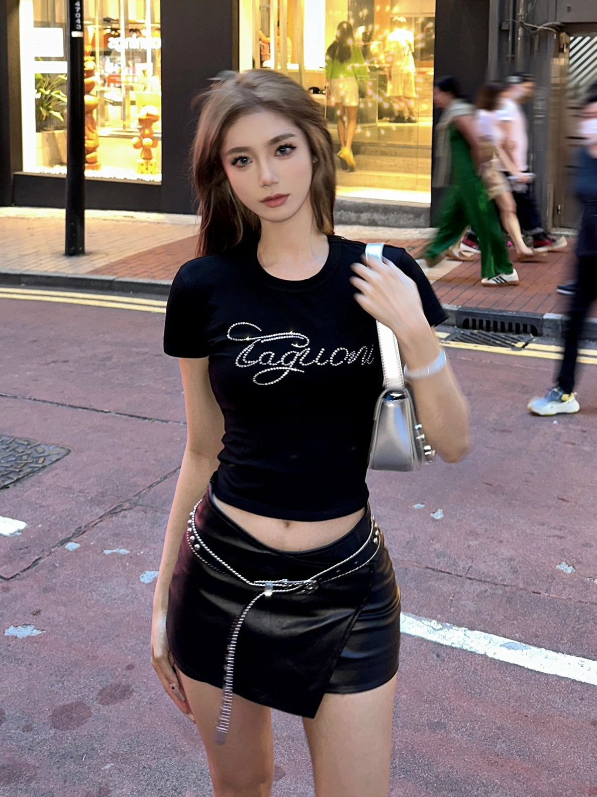 Black Rhinestone Shoulder T-Shirt for Women - Summer Retro Short Sleeve Cropped Top, Elastic Slim Fit, Y2K Style Black Rhinestone Shoulder T-Shirt for Women - Summer Retro Short Sleeve Cropped Top, Elastic Slim Fit, Y2K Style