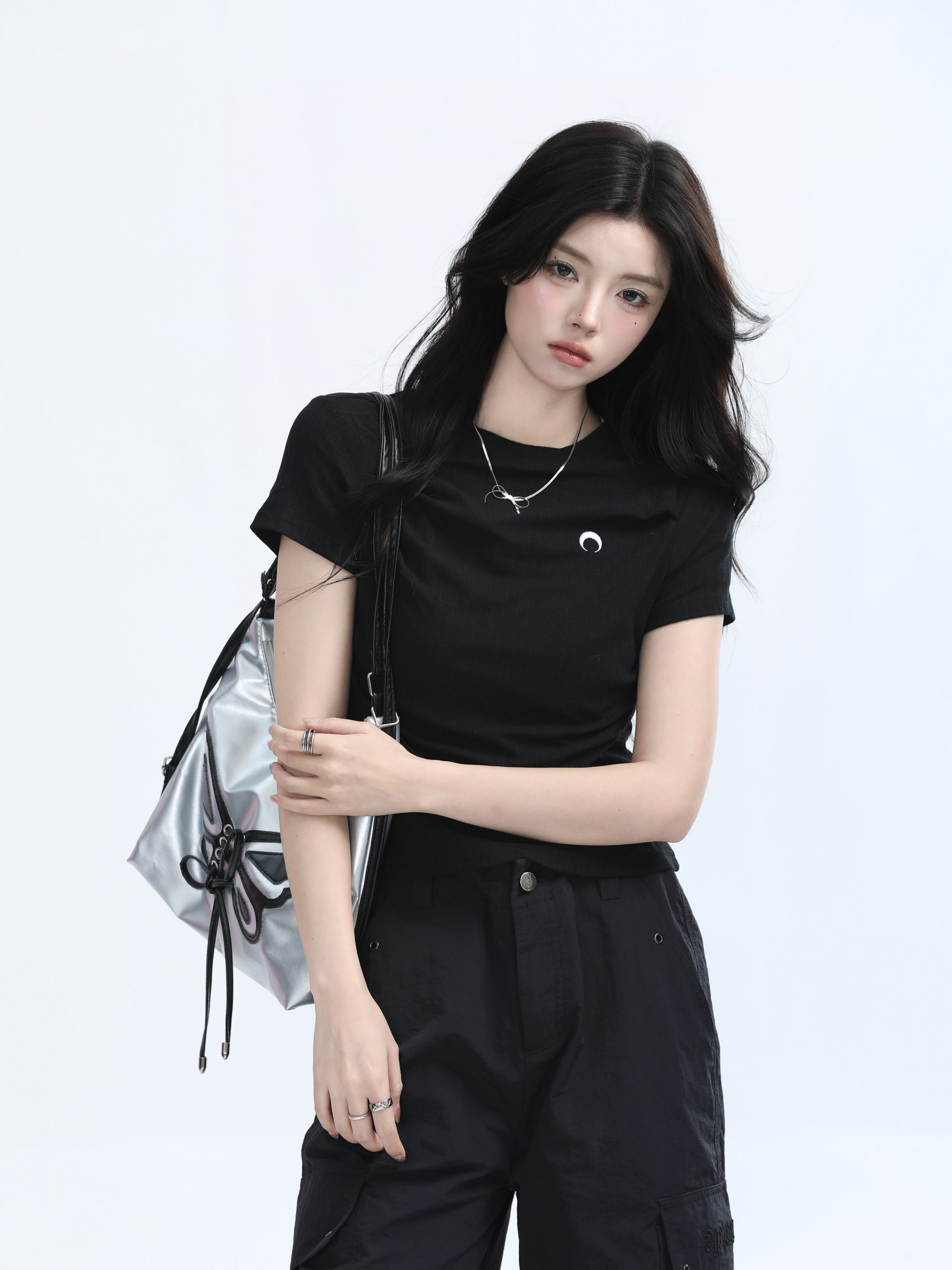 Black Waist-Cinched Pleated Short Sleeve T-Shirt for Women - Unique Slim Fit Top for Spicy Girl Style Black Waist-Cinched Pleated Short Sleeve T-Shirt for Women - Unique Slim Fit Top for Spicy Girl Style