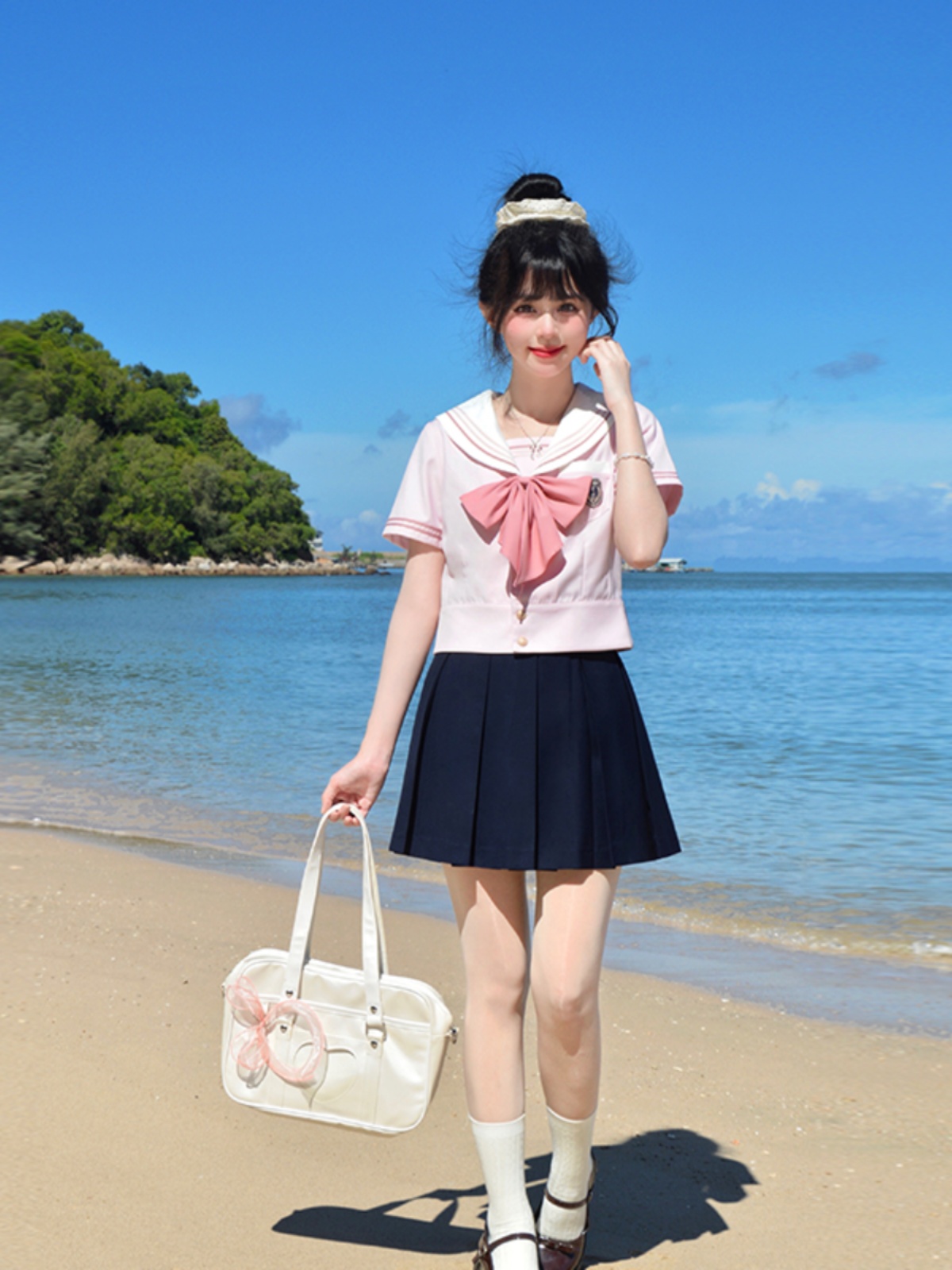 Blue Sailor Suit Women's College Style Waist-Defined Shirt - Japanese JK Uniform with Machida Pudding Bear Design for Summer Blue Sailor Suit Women's College Style Waist-Defined Shirt - Japanese JK Uniform with Machida Pudding Bear Design for Summer