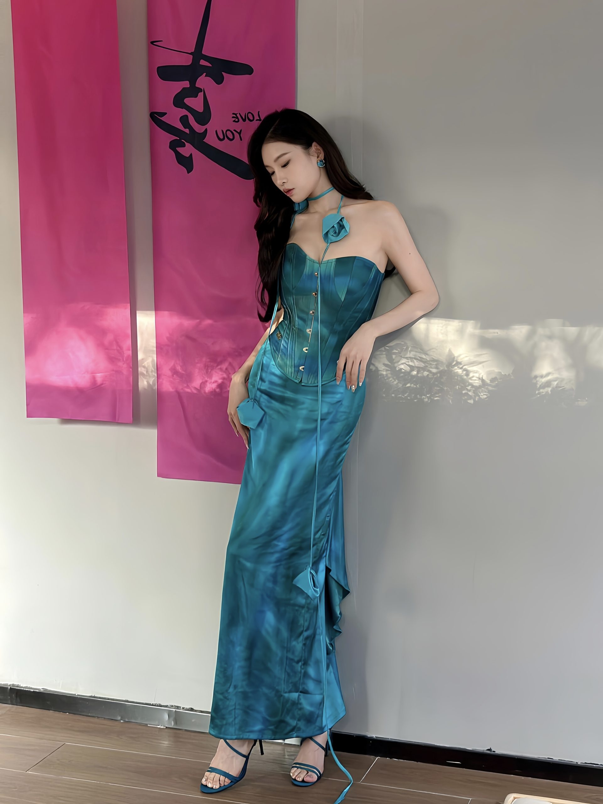 Blue Sea Legend Costume Set - Mother-of-Pearl Corset & Satin Mermaid Skirt - Fishbone Design - Y2K Inspired Fashion Blue Sea Legend Costume Set - Mother-of-Pearl Corset & Satin Mermaid Skirt - Fishbone Design - Y2K Inspired Fashion